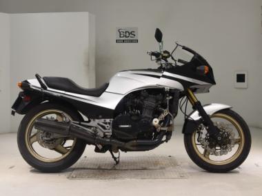 Kawasaki GPZ750R
