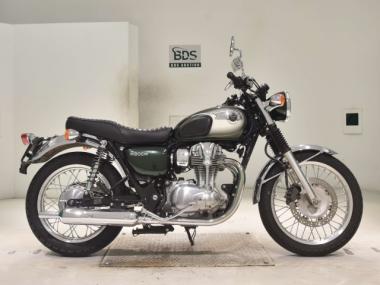 Kawasaki W800