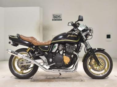 Suzuki Inazuma 400