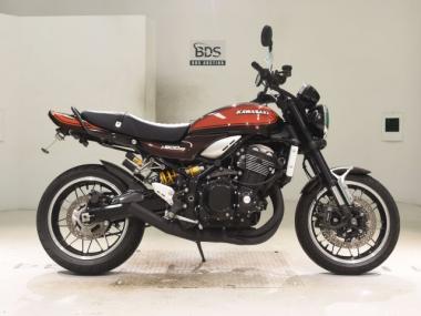 Kawasaki Z900RS