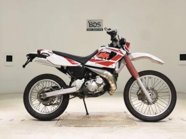 Yamaha Lanza DT230