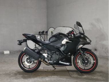 Kawasaki Ninja400