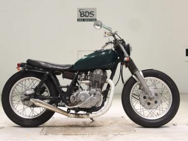 Yamaha SR400-2