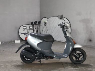 Suzuki Let's4