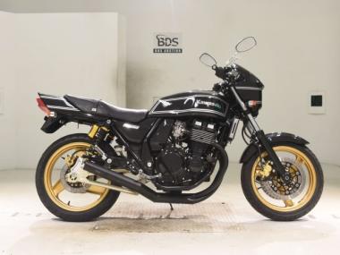 Kawasaki ZRX400