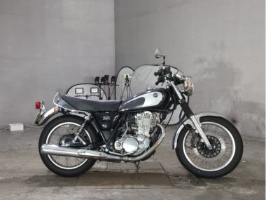 Yamaha SR400-1