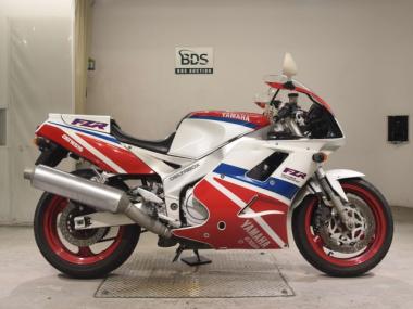 Yamaha FZR1000