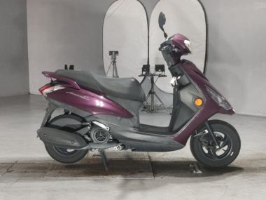 Yamaha Axis Z