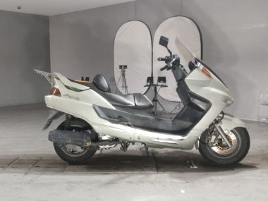 Yamaha Majesty 250