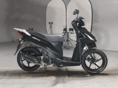 Suzuki Address V110