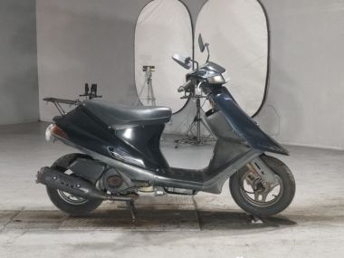 Suzuki Address V100