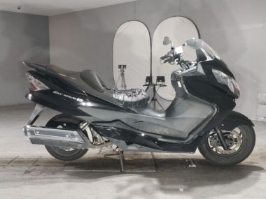 Suzuki Skywave 250s
