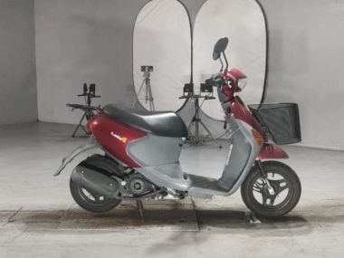 Suzuki Let's4