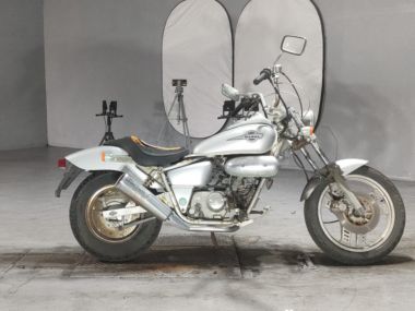 Honda Magna 50