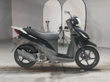 Suzuki Address V110