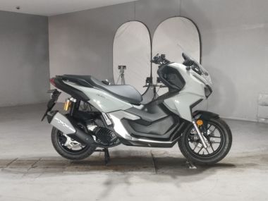 Honda ADV160