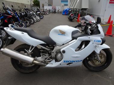 Honda CBR600F