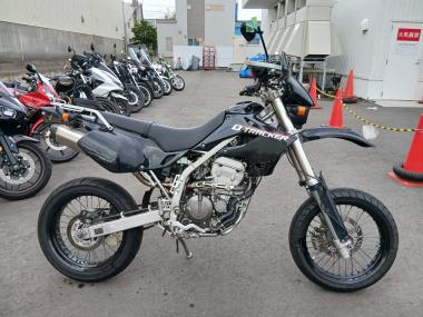 Kawasaki D-Tracker