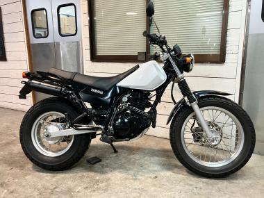 Yamaha TW225