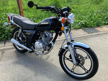 Suzuki GN125H