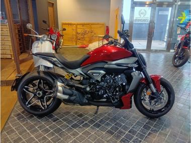 Ducati X Diavel V4