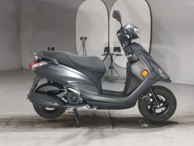 Yamaha Axis Z