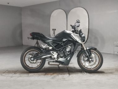 Honda CB125R