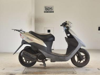 Suzuki Let's2