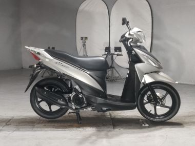 Suzuki Address V110