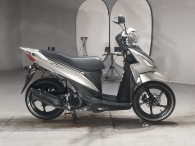 Suzuki Address V110