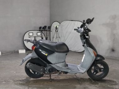 Suzuki Let's4