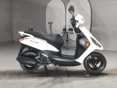 Yamaha Axis Z