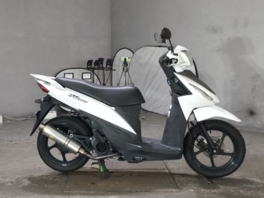 Suzuki Address V110