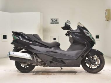 Suzuki Skywave 250s