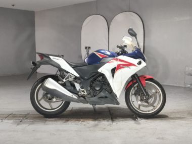 Honda CBR250R