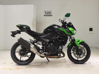 Kawasaki Z400