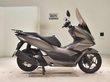 Honda PCX125-4