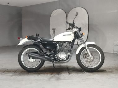 Honda CB223S