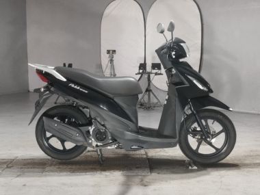 Suzuki Address V110