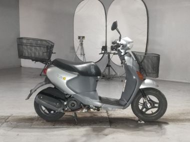 Suzuki Let's4