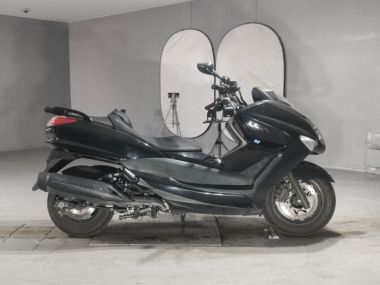 Yamaha Majesty 250