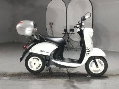 Yamaha E- Vino