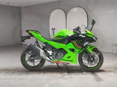 Kawasaki Ninja400