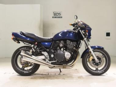 Suzuki Inazuma 400