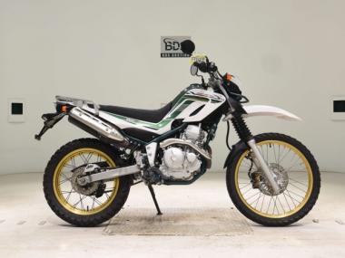 Yamaha Serow 250