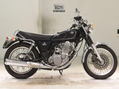 Yamaha SR400