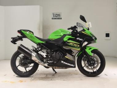 Kawasaki Ninja400