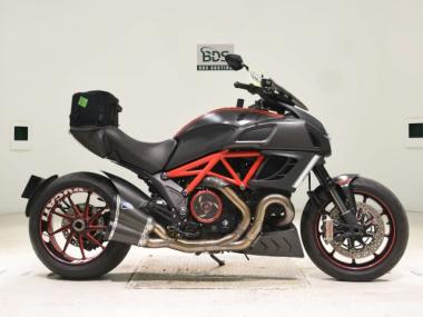 Ducati Diavel Carbon