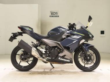 Kawasaki Ninja400