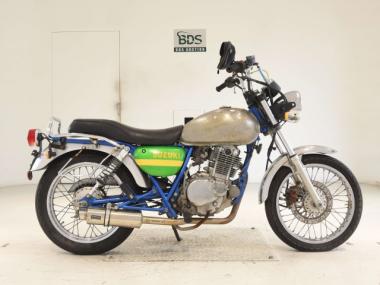 Suzuki ST250